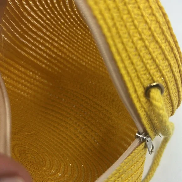Cute Yellow Woven Circle Shoulder Bag - Picture 7 of 8